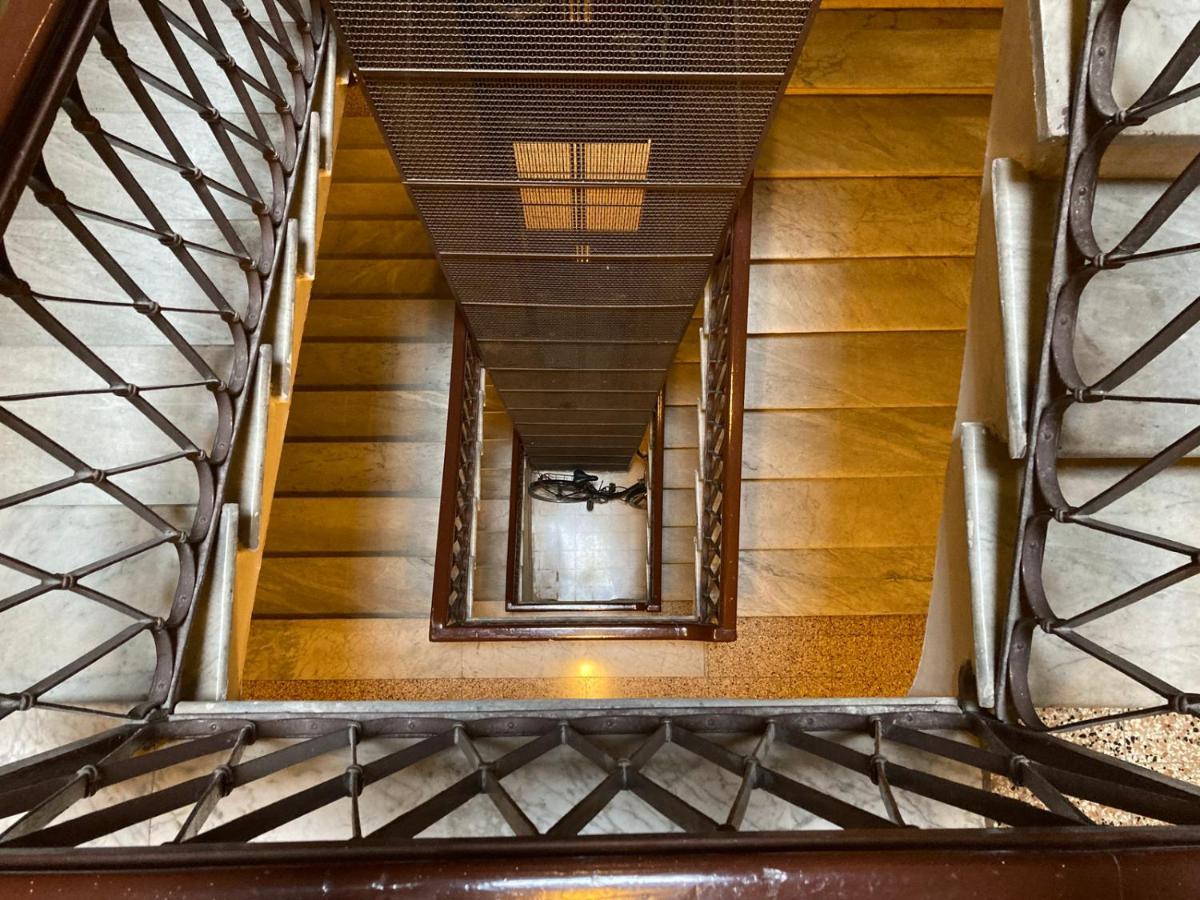 Sunny Flat Near Villa Borghese Roma Ngoại thất bức ảnh